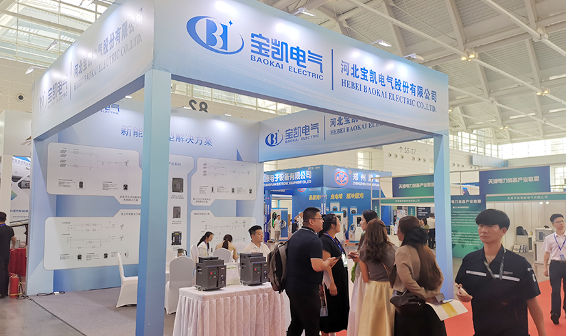 暴击行业天花板！jinnianhui今年会电气硬核技术亮相天津清洁能源展，引央视记者及能源产业巨头现场“挖宝”